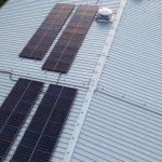 zonnepanelen plat dak